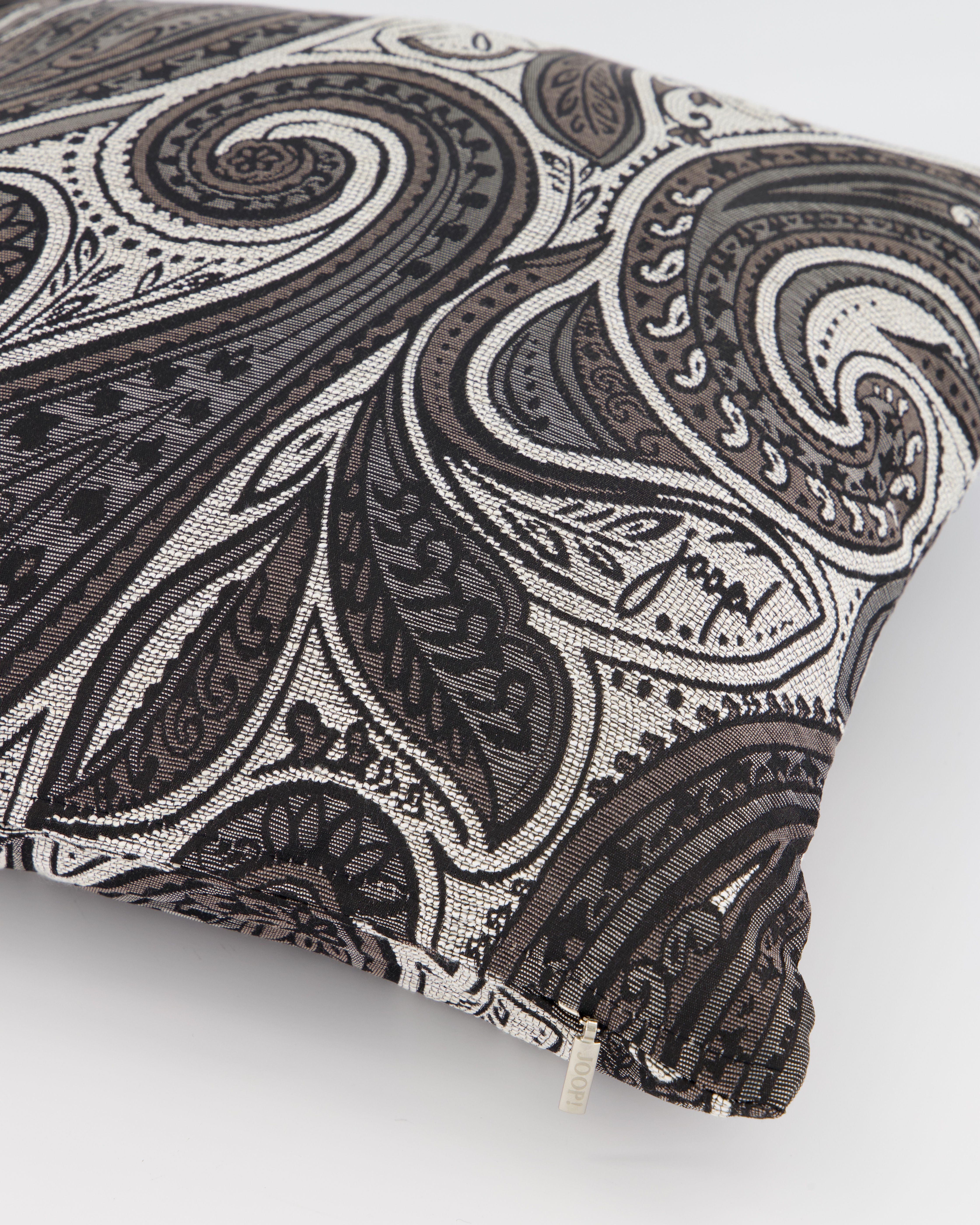 JOOP! Kissenhüllen Paisley Allover Silbergrau - 010