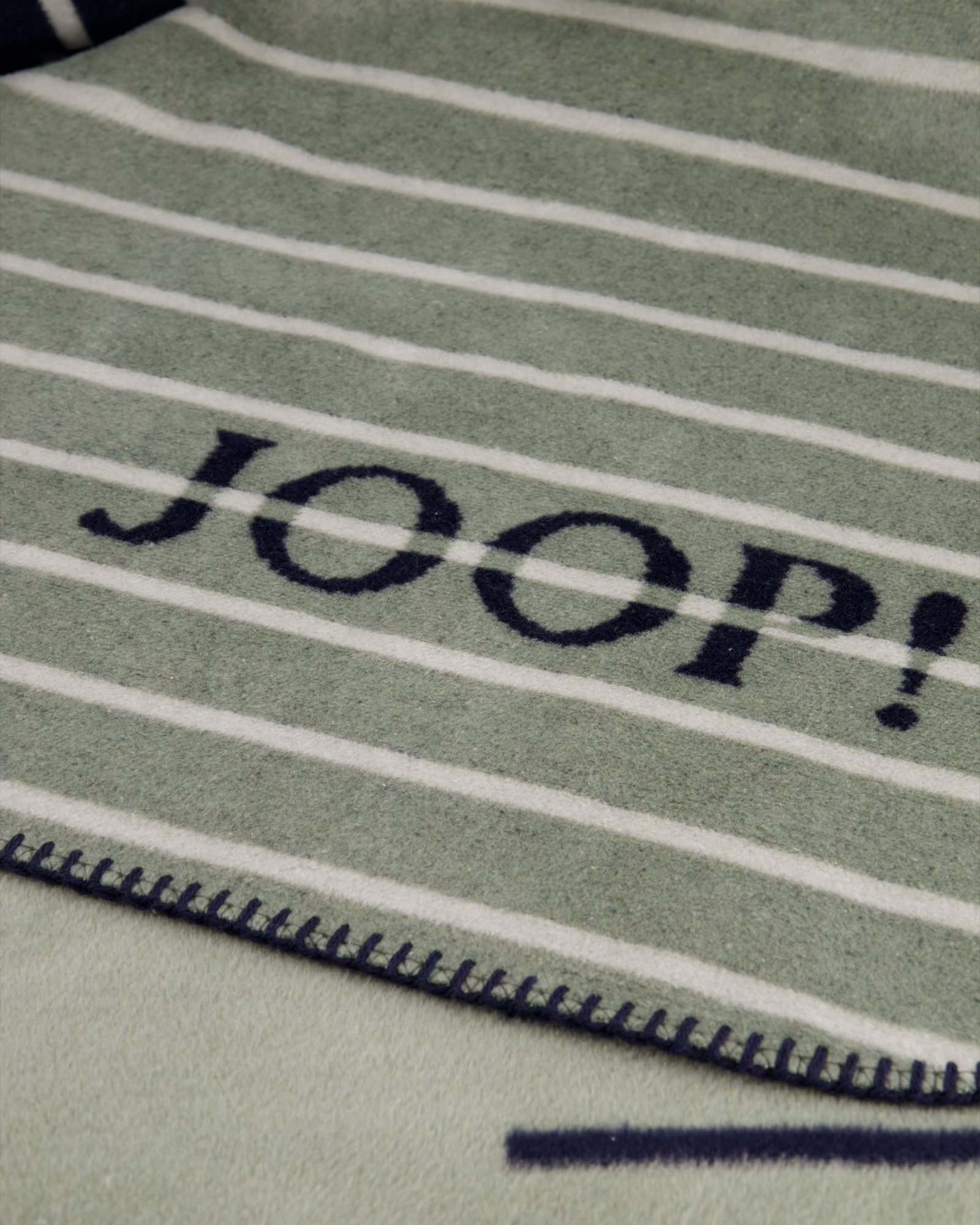 JOOP! Wohndecken Divided Salbei - 150x200 cm