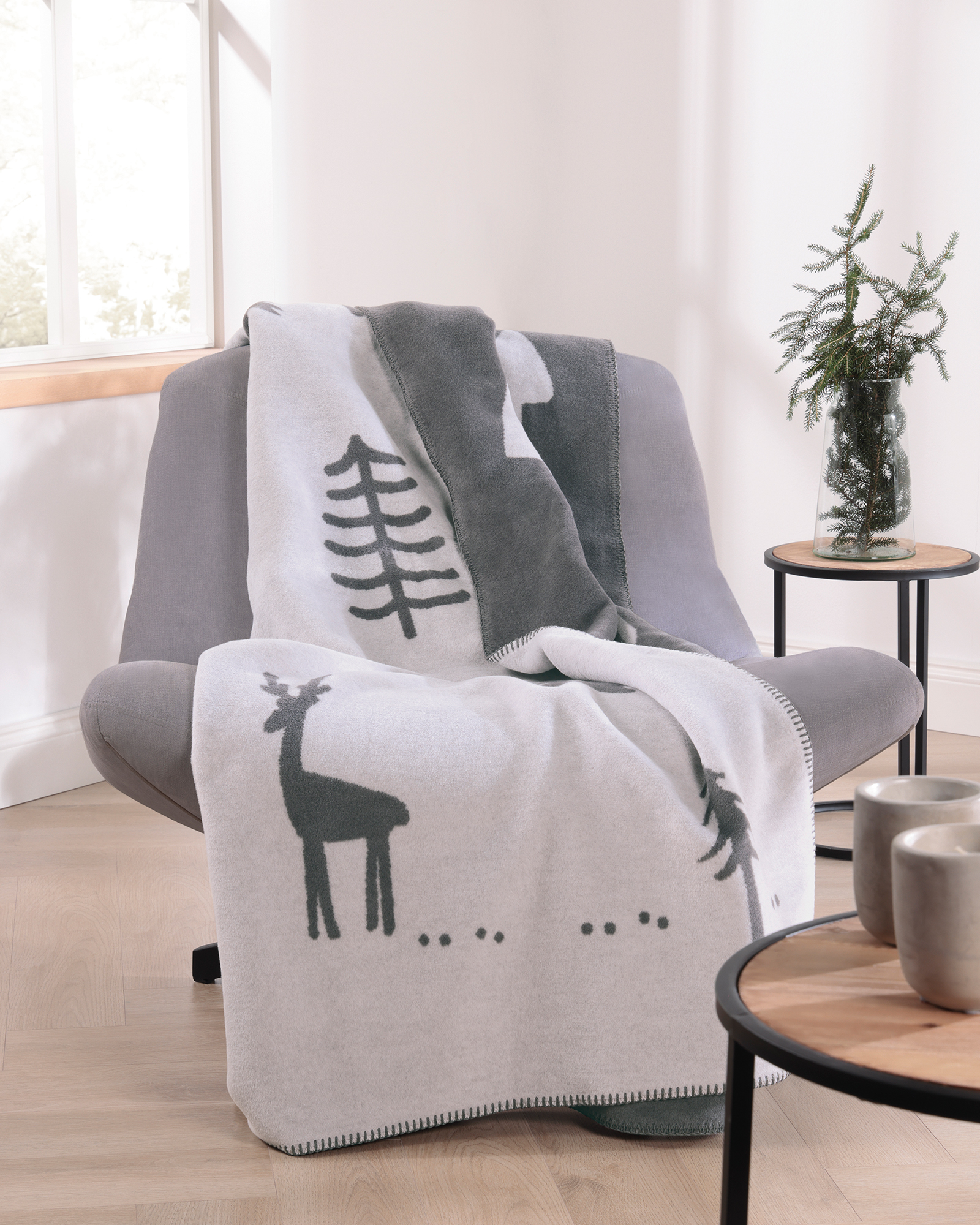 Cawö Wohndecken WINTER EDITION Tannen 62730 stein/anthrazit - 70 - 150x200 cm