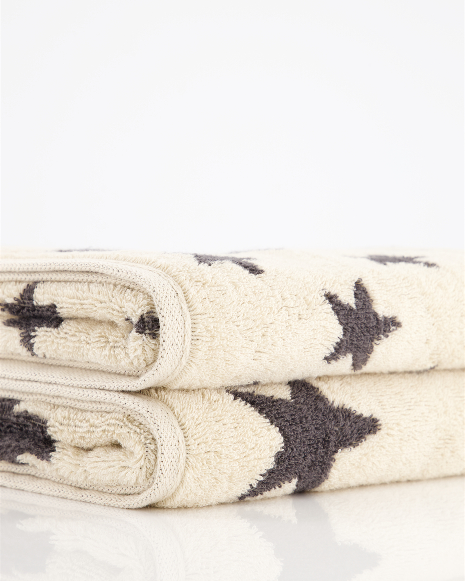 Cawö Handtücher NEW STARS Sterne klein 6261 beige/basalt - 37