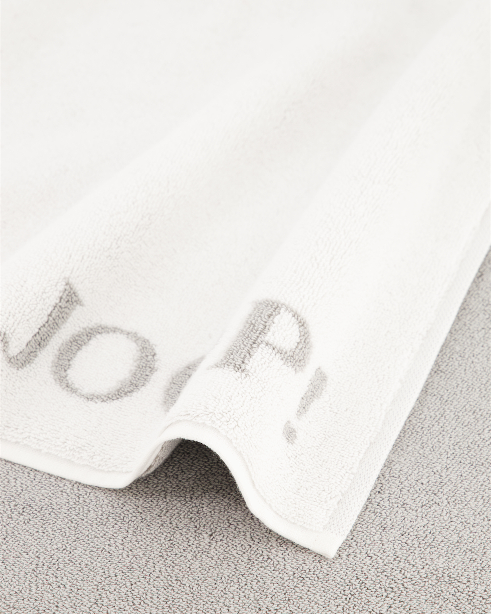 JOOP! Classic - Doubleface Badematte 1600 - 50x80 cm - Farbe: Weiß/Silber - 67